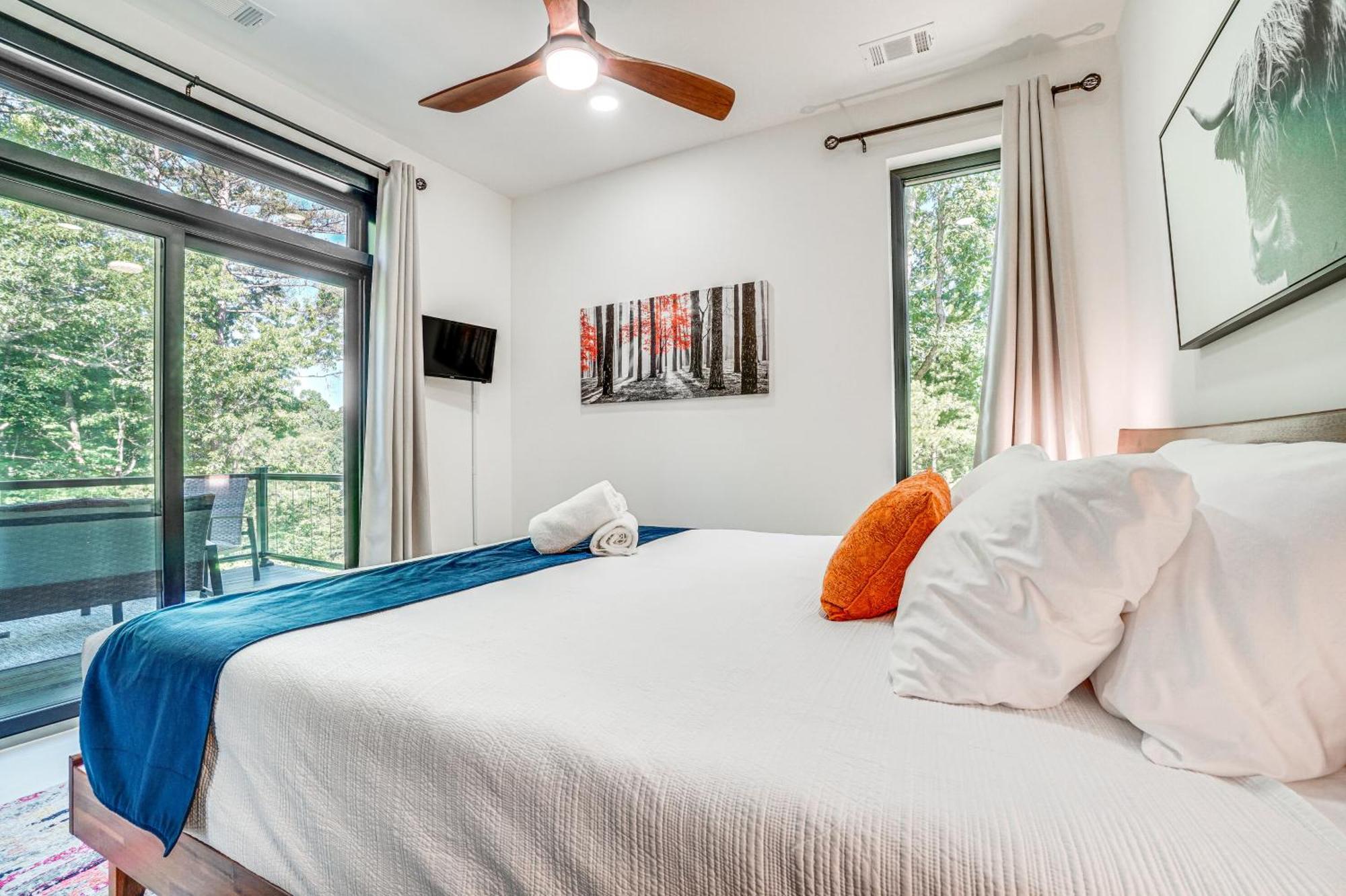 Luxury Modern Home On Golf Course With Game Room! Helen Esterno foto