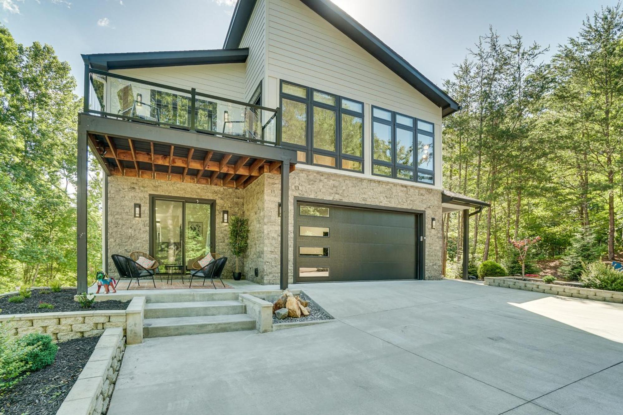 Luxury Modern Home On Golf Course With Game Room! Helen Esterno foto